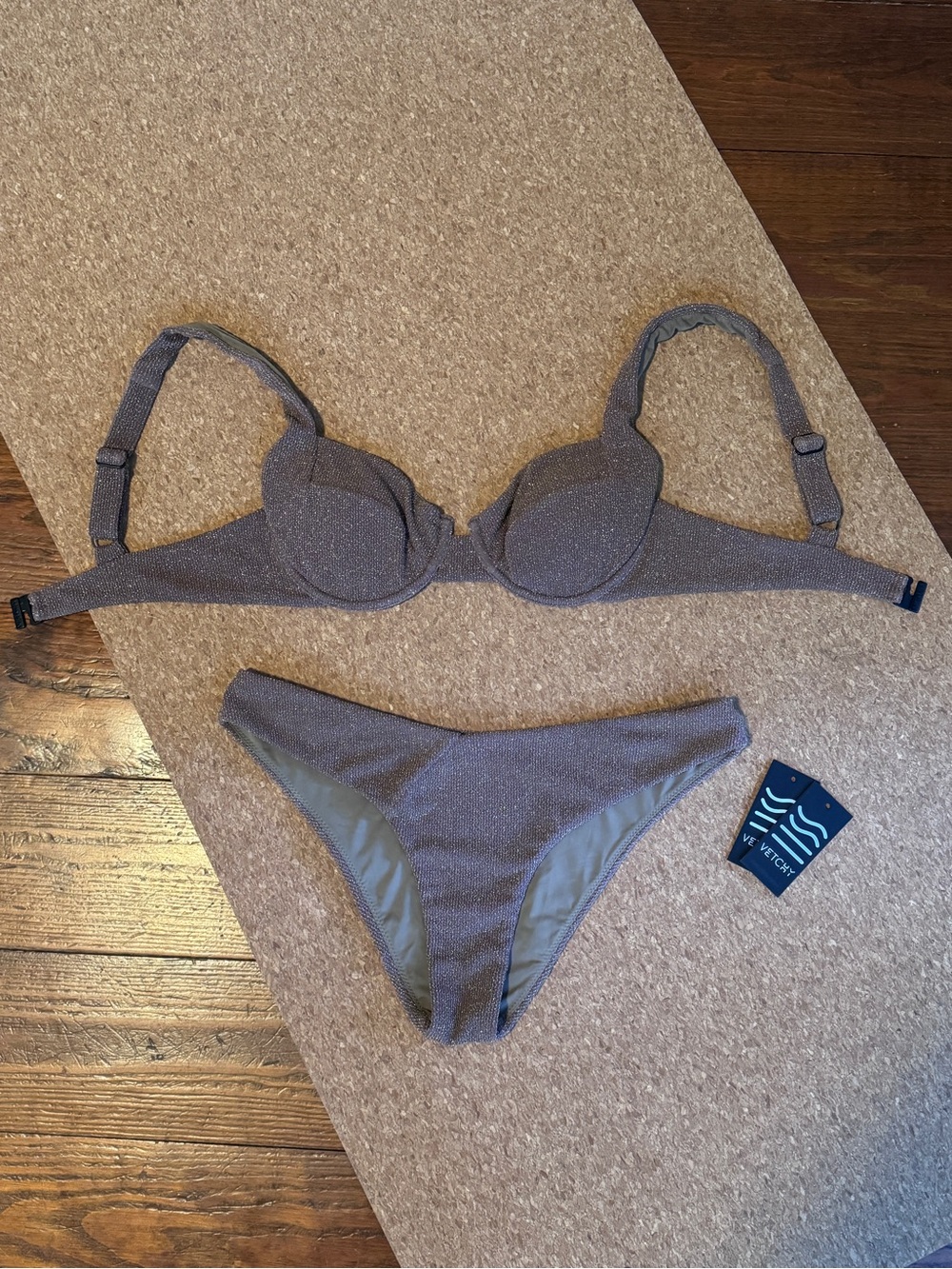Vetchy Laguna Bikini Gold Medium (top & bottom)